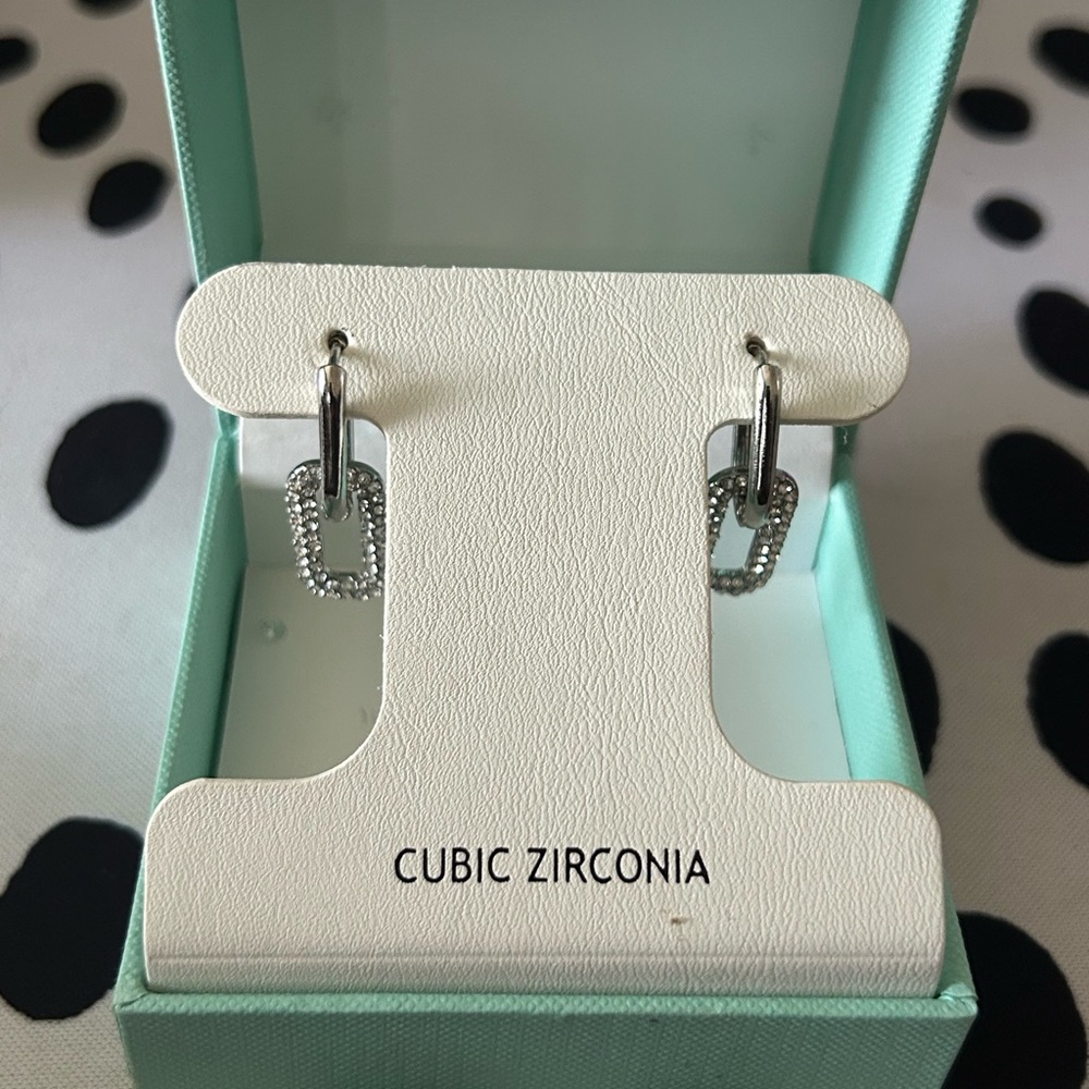 NIB Nanette Lenore Cubic Zirconia Silver Earrings